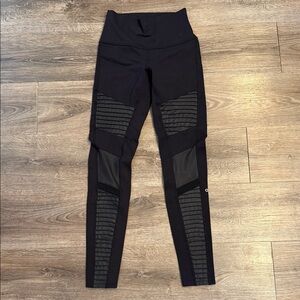 Alo 7/8 High-Waist Moto Legging in Black Size S